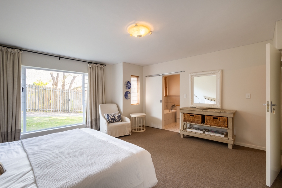 6 Bedroom Property for Sale in Lower Robberg Western Cape